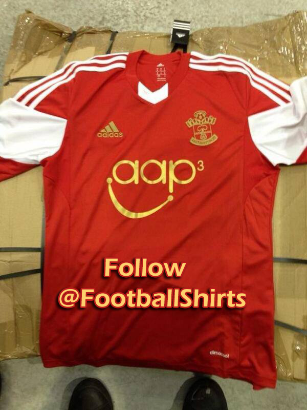 http://www.football-shirts.co.uk/fans/wp-content/uploads/2013/06/saints-home.jpg